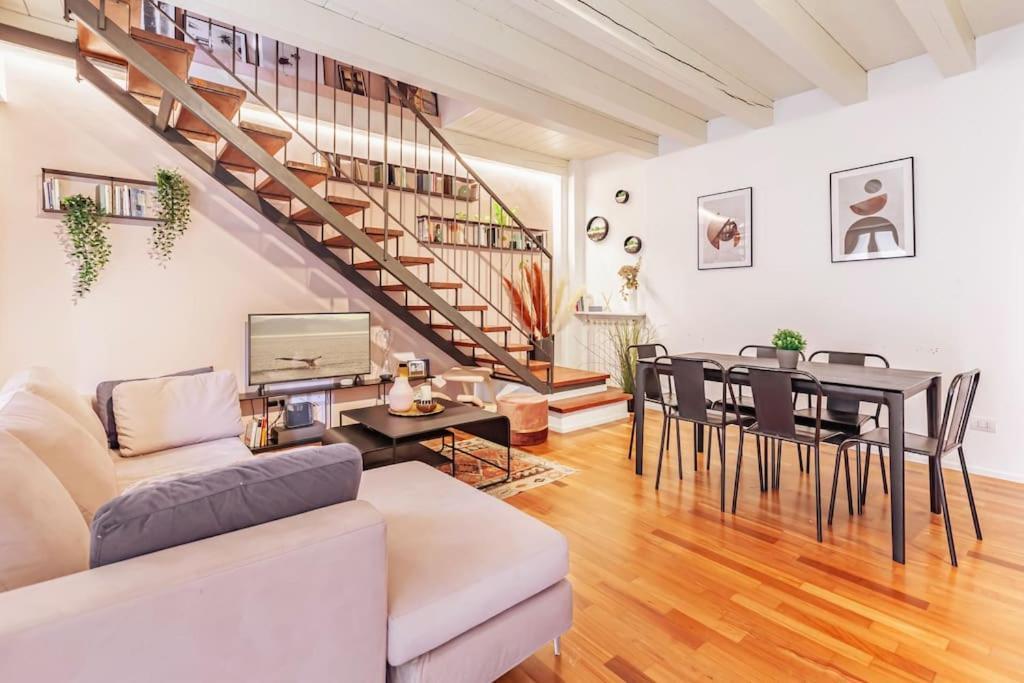 Elegante Loft Su 2 Piani A 5 Minuti Da San Siro Διαμέρισμα Μιλάνο Εξωτερικό φωτογραφία
